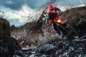 九游娱乐下载-柏林联合主场1-1战平拜仁慕尼黑，收获平局，柏林联合 拜仁