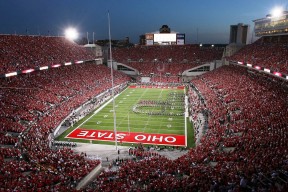 jiuyou-数据团队对临场战术反馈是否足够即时，数据团队对临场战术反馈是否足够即时运用